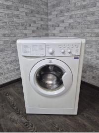 Стиральная машина Indesit IWSC 5085 Стиральная машина Indesit IWSC 5085